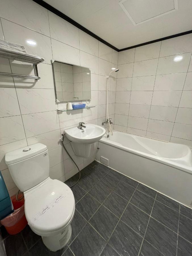 Changke Hotel Kaohsiung Luaran gambar
