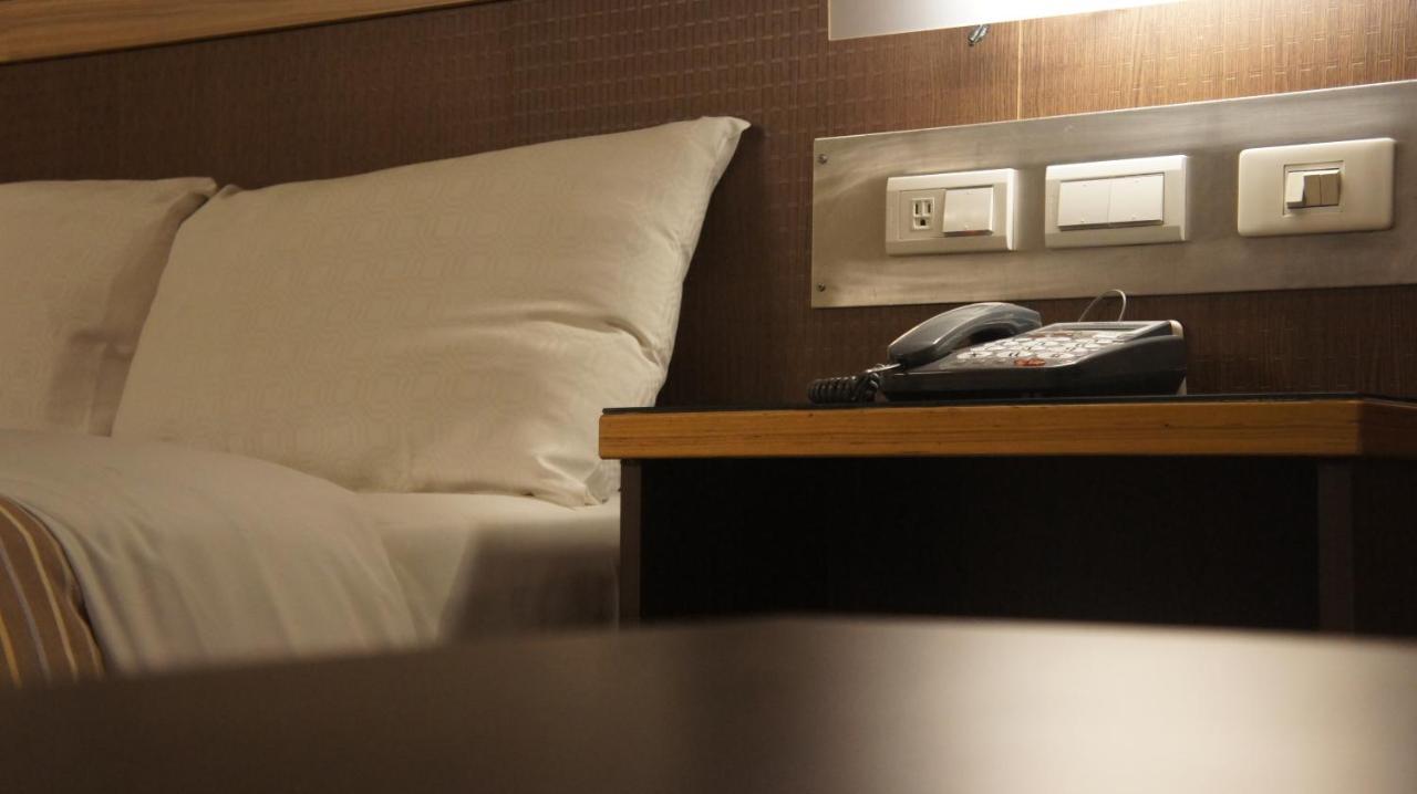 Changke Hotel Kaohsiung Luaran gambar